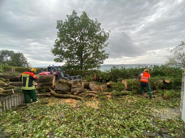 Überlingen: Heftiges Unwetter sorgt für 72 Feuerwehr-Einsätze