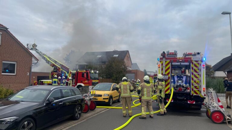 Lehrte: Großbrand in Sievershausen, Feuer verletzt Person