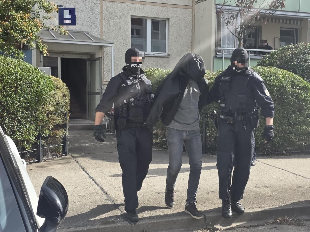 Hamburg: Razzia gegen Schleuser, 10 Haftbefehle vollstreckt
