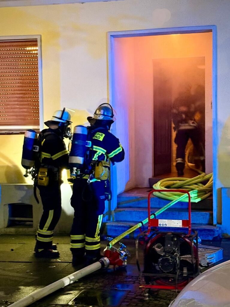 Dortmund: Brand im Keller, Haus nicht mehr bewohnbar