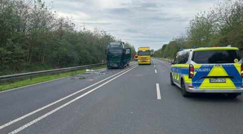 Gangelt: Todesdrama auf B56n, Mann stirbt bei Unfall