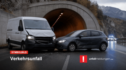 Berlin: Auto erfasst Fußgänger, Frau (75) stirbt nach Unfall