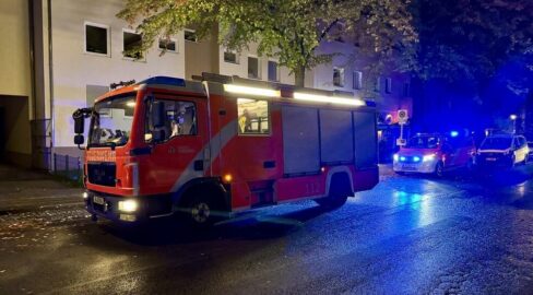 Berlin: Brand in Kellerwohnung, Person stirbt