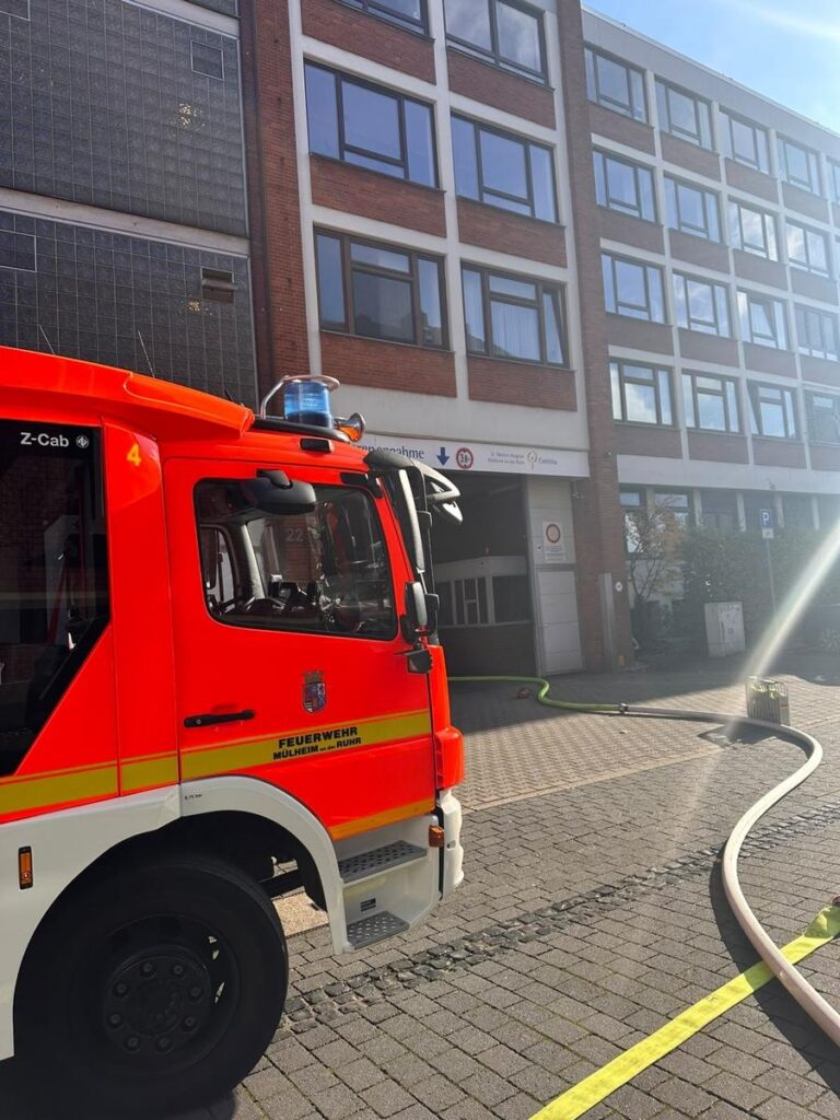 Mülheim an der Ruhr: Feuer-Drama im Hospital, 2 Gerettete