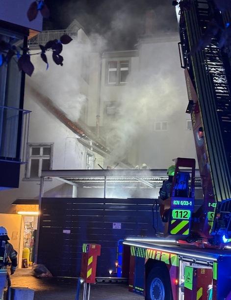 Konstanz: Wohnungsbrand in Altstadt, Häuser geräumt
