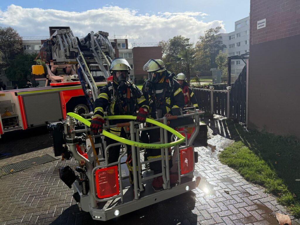 Bonn: Feuer-Drama im Hochhaus, Sprung aus Obergeschoss