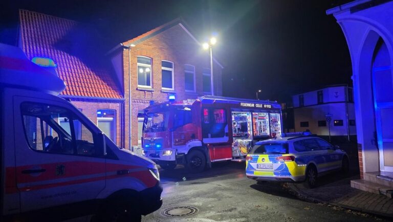 Celle: Feuer-Drama in der Kirchstraße, 3 Verletzte