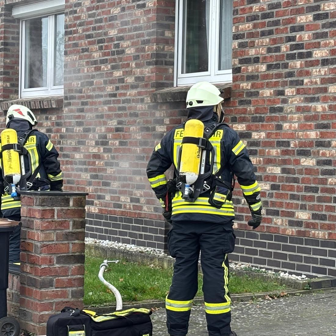 Geestland: Brand im Keller, Bewohner evakuiert