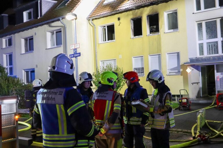 Iserlohn: Feuer-Drama, Frau von Balkon gerettet