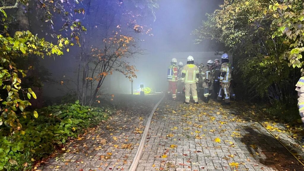 Lehrte: Brand im Keller, Einfamilienhaus unbewohnbar