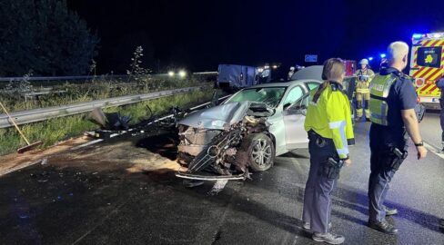 Bad Salzuflen: Mann stirbt bei Unfall auf A2, 3 Schwerverletzte