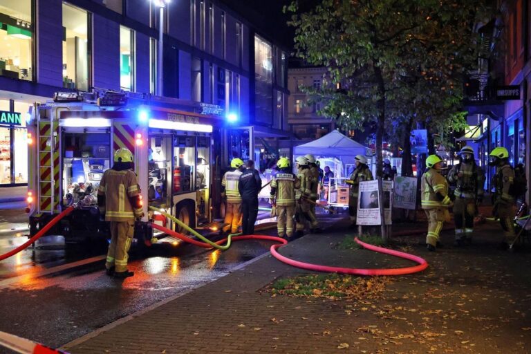 Konstanz: Wohnungsbrand in Altstadt, Häuser geräumt