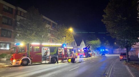 Bremerhaven: Feuer-Drama nachts, 2 Menschen in Klinik