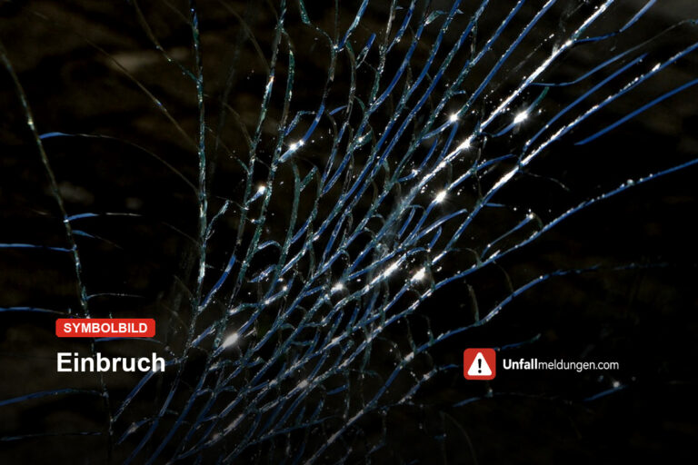 Stuttgart: Einbrecher von Anwohnerin überrascht, Täter flüchten